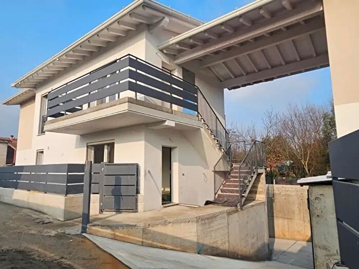 Appartamento quadrilocale in vendita in Via Mattei, Nuvolera