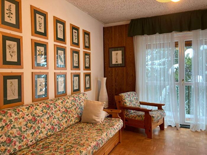 Appartamento quadrilocale in affitto in Via Antonio De Giacomi, Centro, Madesimo