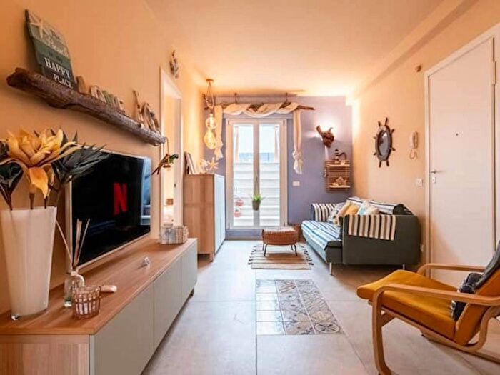 Appartamento quadrilocale in affitto in Via degli Ontani, Tirrenia, Pisa