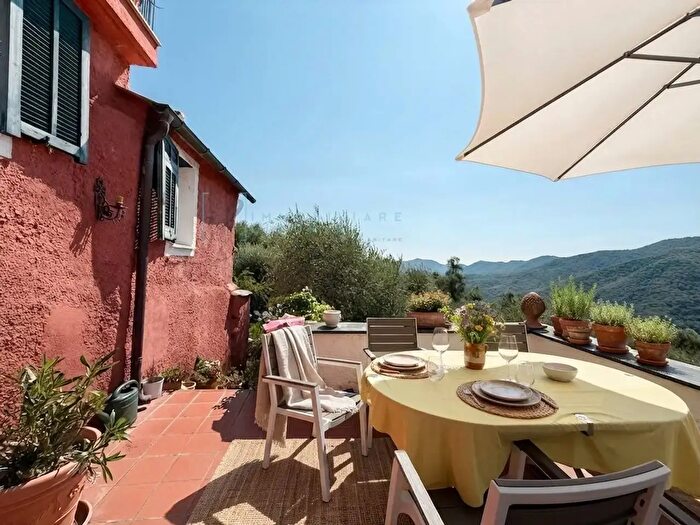 Casa con 7 locali in vendita in Borgata Bancarini, Casanova Lerrone