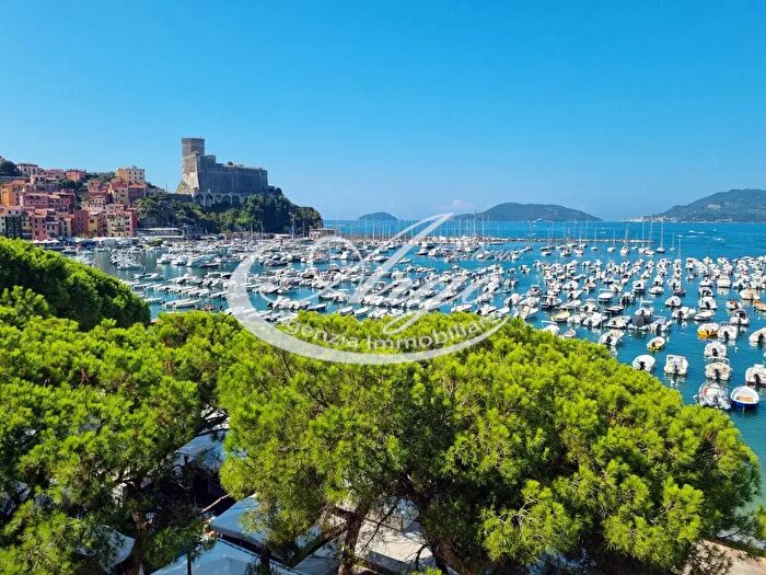 Appartamento bilocale in vendita in Lerici