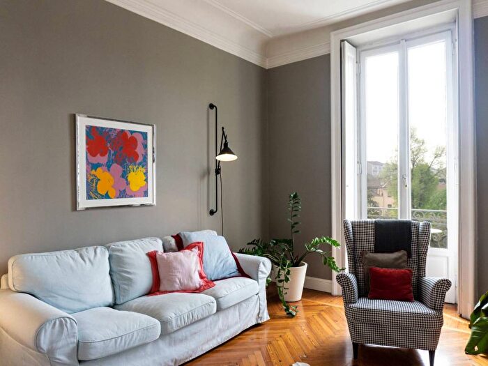 Appartamento quadrilocale in affitto in Buenos Aires, Milano