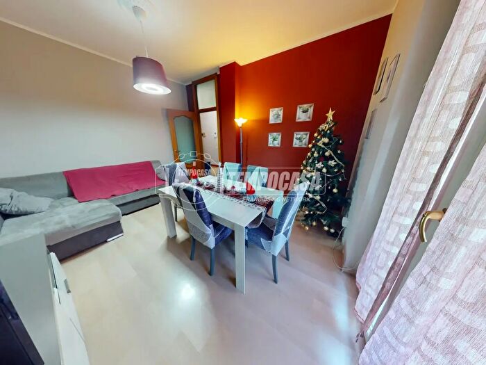 Appartamento trilocale in vendita in Via Verdi, Cadorago