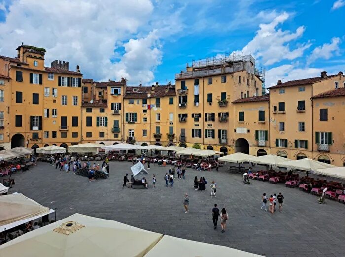 Appartamento monolocale in vendita in Lucca