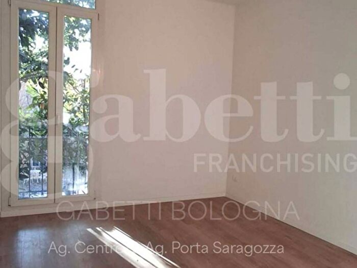 Appartamento quadrilocale in affitto in Via de Chiari, Santo Stefano, Bologna