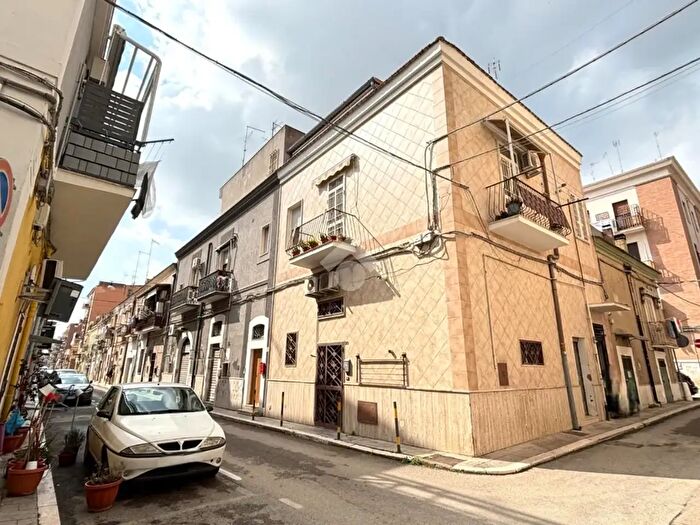 Appartamento trilocale in vendita in Via Amicangelo Ricci, Foggia