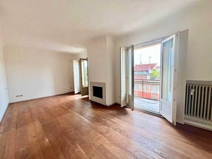 Appartamento trilocale in affitto in via Leopardi, Vincenzo Monti, Milano