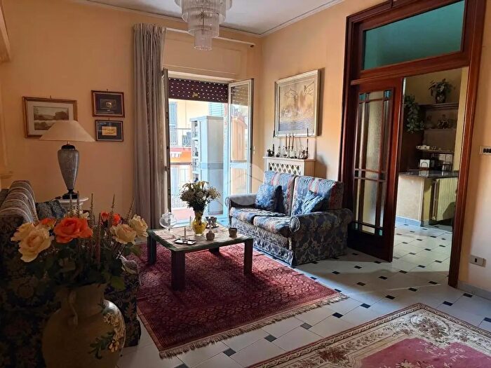 Appartamento quadrilocale in vendita in Via Guglielmo Marconi, Ercolano