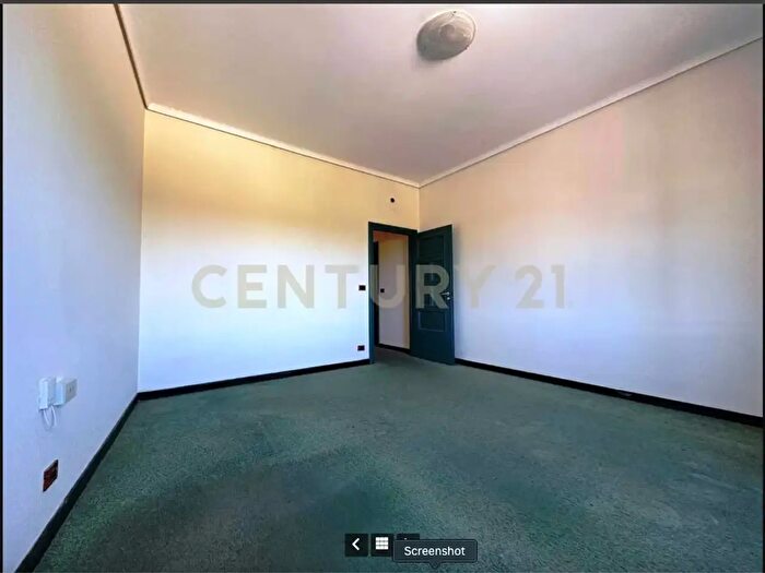 Appartamento trilocale in vendita in Corso Gelone, Siracusa