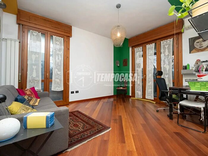 Appartamento bilocale in vendita in Via Donizetti, Melzo