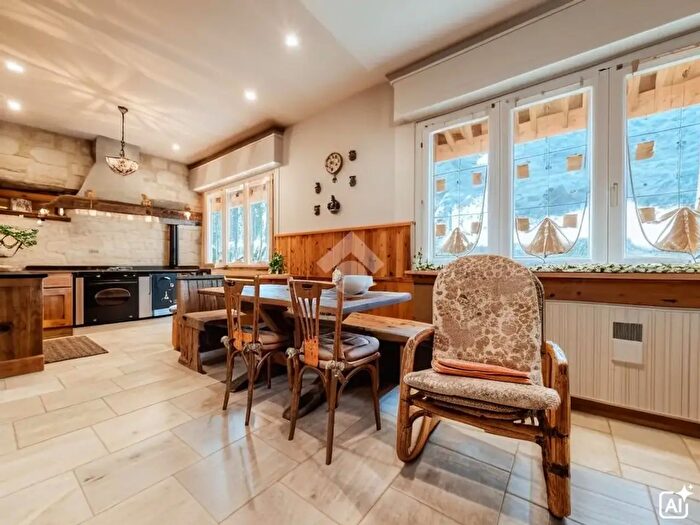 Appartamento quadrilocale in vendita in Via IV Novembre, Manzano