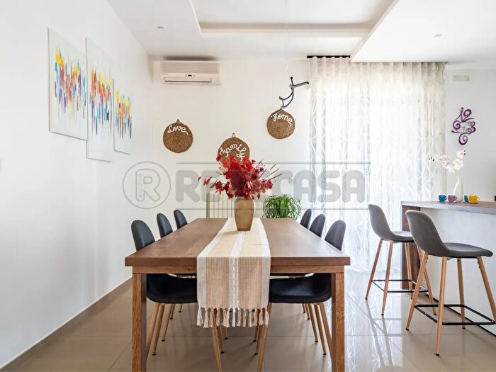 Appartamento trilocale in vendita in Via di Vittorio, Bisceglie