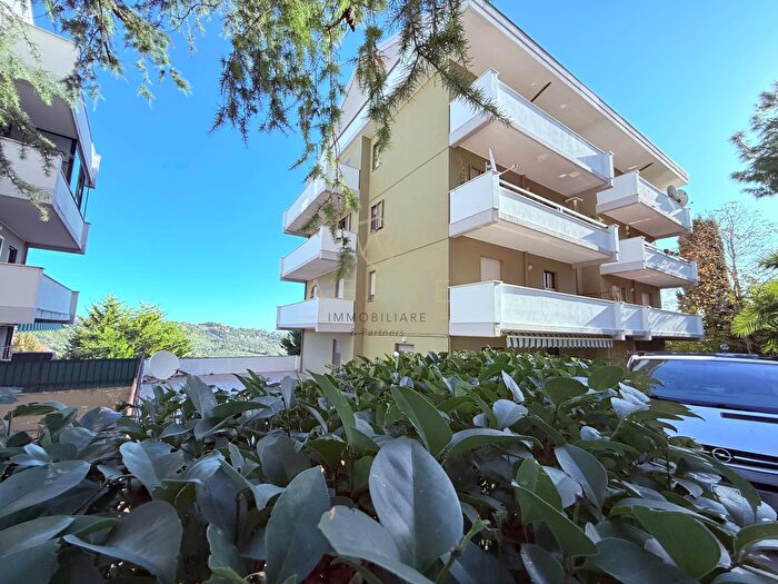 Appartamento quadrilocale in vendita in Via Monsignor Rocco Cocchia, Chieti