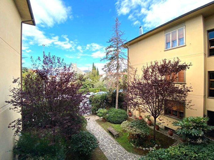 Appartamento quadrilocale in affitto in Via Francesco Mario Pagano, Castellina, Prato