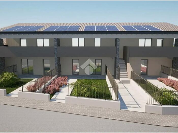 Appartamento trilocale in vendita in Via Don Giovanni Beltrame, Valeggio Sul Mincio