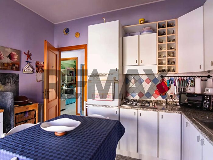 Appartamento trilocale in vendita in Via Salvatore Aldisio, Catania