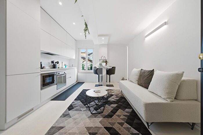 Appartamento bilocale in vendita in Via Trento, Scandiano