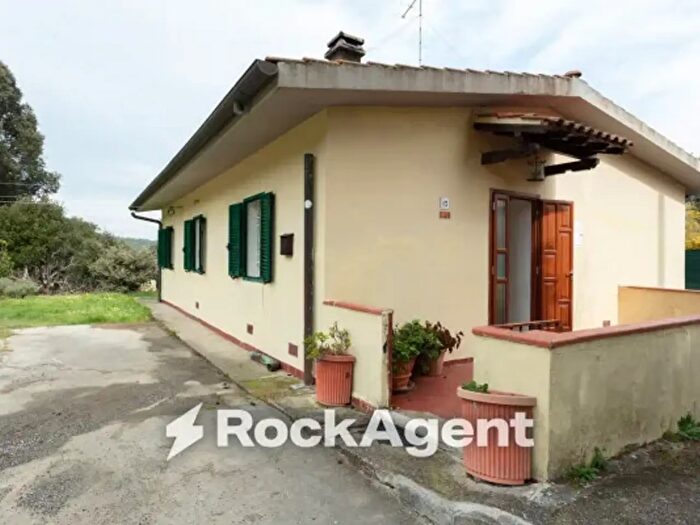 Casa trilocale in vendita in Via di Quarrata, Livorno