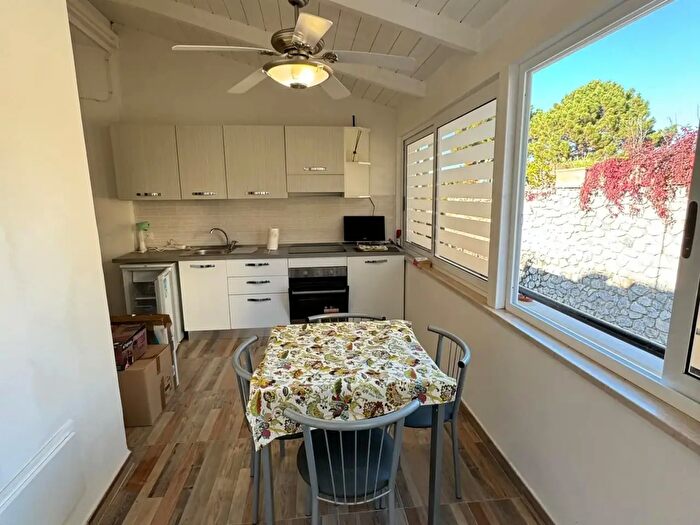 Appartamento bilocale in affitto in Residence Marinella Snc, Lamezia Terme