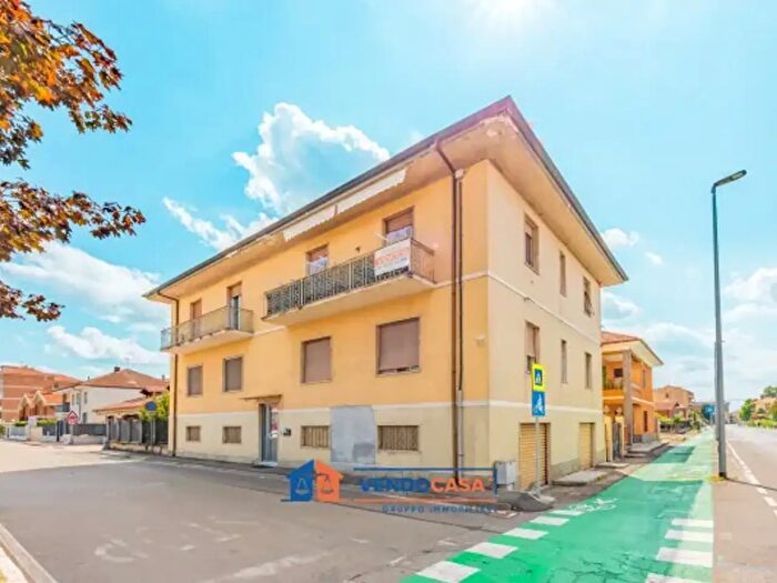 Appartamento quadrilocale in vendita in Via Busca, Carmagnola