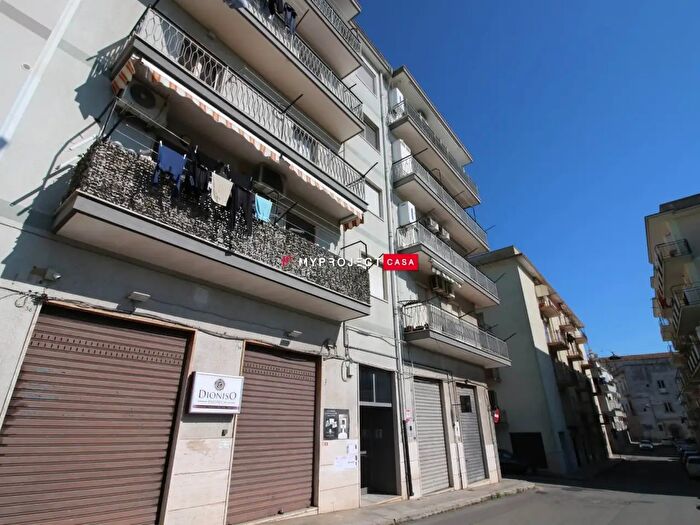 Appartamento trilocale in vendita in Via Cesare Pavese, Martina Franca
