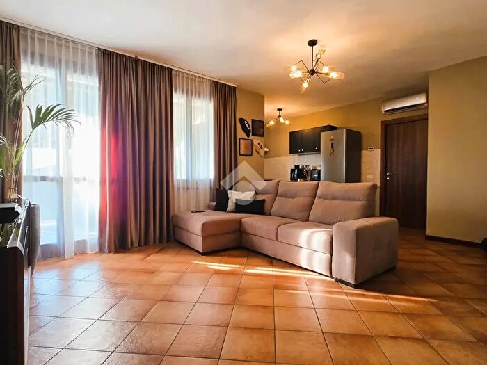 Appartamento trilocale in vendita in Via De Gasperi, Bagnolo San Vito
