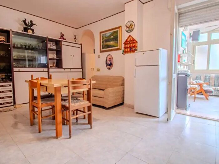 Appartamento bilocale in vendita in Via delle Dalie, Lesina