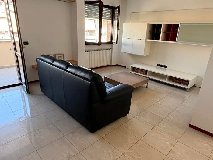 Appartamento quadrilocale in vendita in Via Federico Brandani, Senigallia