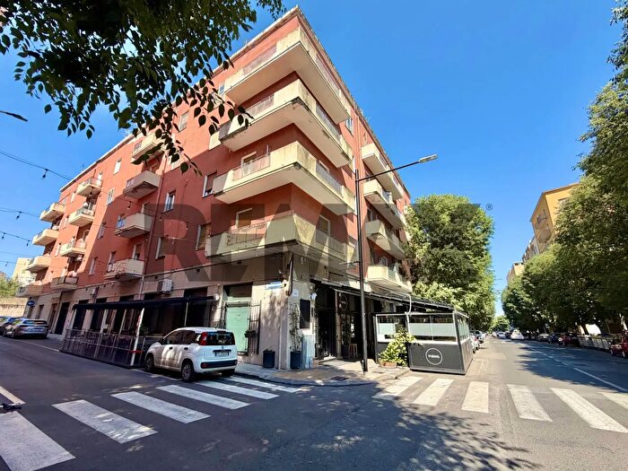 Appartamento con 5 locali in vendita in Via Napoli, Sassari