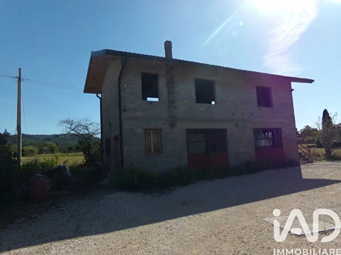 Casa con 5 locali in vendita in Via Francesca Vergine dei Pini, Monsummano Terme