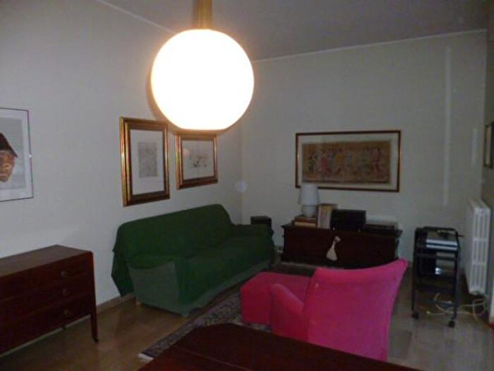 Appartamento con 5 locali in vendita in Rossini, Jesi