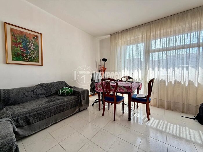 Appartamento trilocale in vendita in Via Giuseppe Verdi, Pieve Emanuele