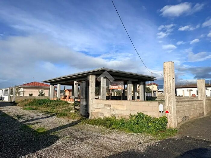 Casa con 5 locali in vendita in Via I Marina, Botricello