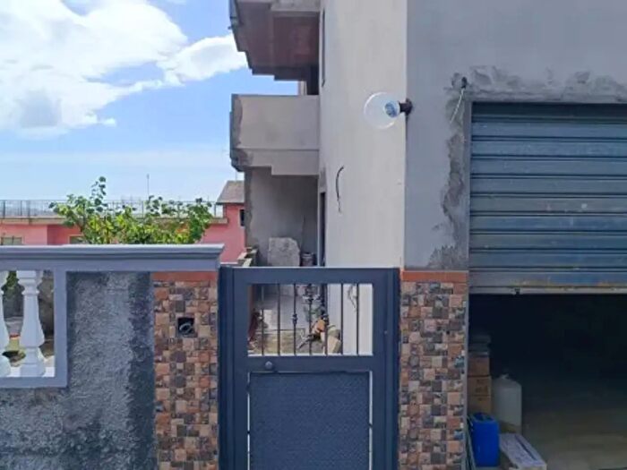 Appartamento trilocale in vendita in Via Giuseppe Pezzotti, Scalea