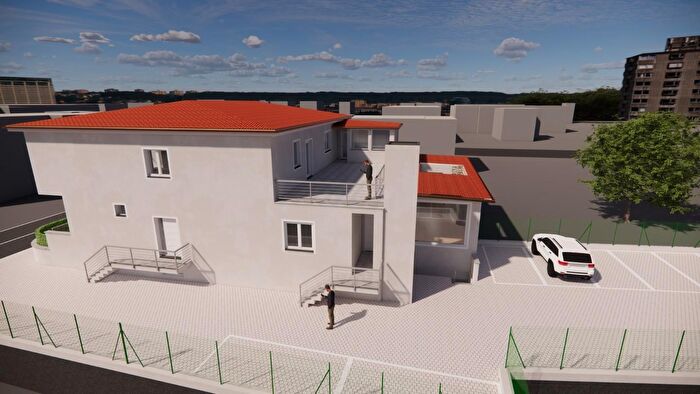 Appartamento con 5 locali in vendita in delle Ville, Capannori