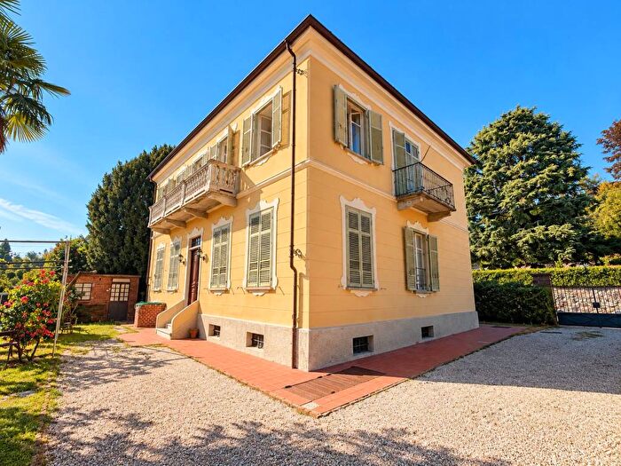 Casa con 5 locali in affitto in Via Roma, Pino Torinese