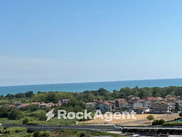 Appartamento bilocale in vendita in Via Levante, Citta SantAngelo