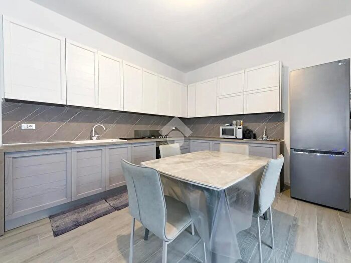 Casa quadrilocale in vendita in Via Lago di Garda, Pianiga