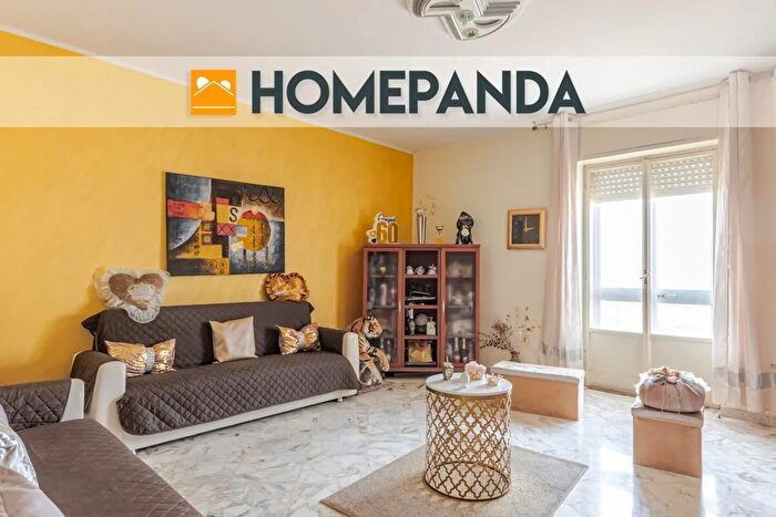 Appartamento con 5 locali in vendita in Corso Timoleonte, Siracusa