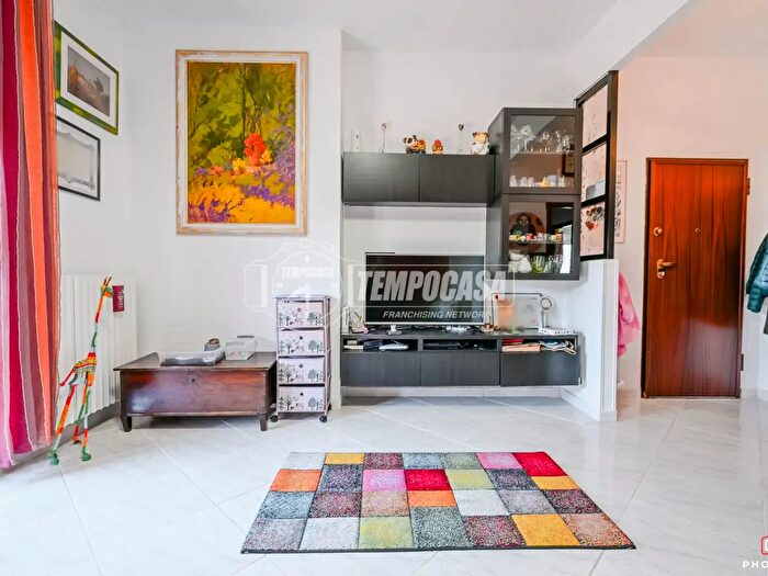 Appartamento quadrilocale in vendita in Via Giuseppe Bandi, Livorno