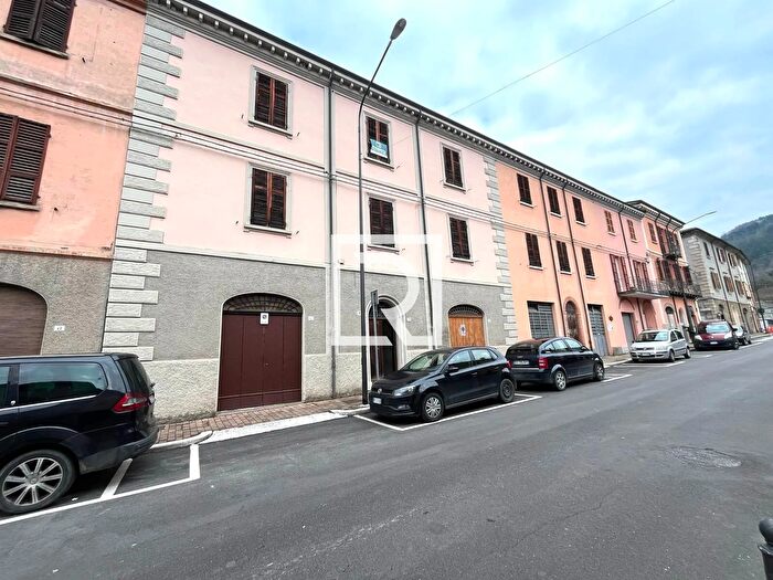 Casa con 5 locali in vendita in Via Giuseppe Garibaldi Mercato Saraceno, Mercato Saraceno