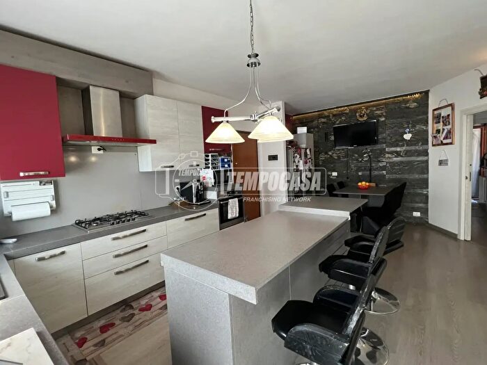 Appartamento trilocale in vendita in Via Berengario, Cavaion Veronese