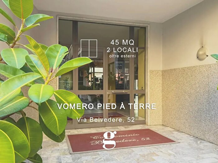 Appartamento bilocale in vendita in Via Belvedere, Napoli