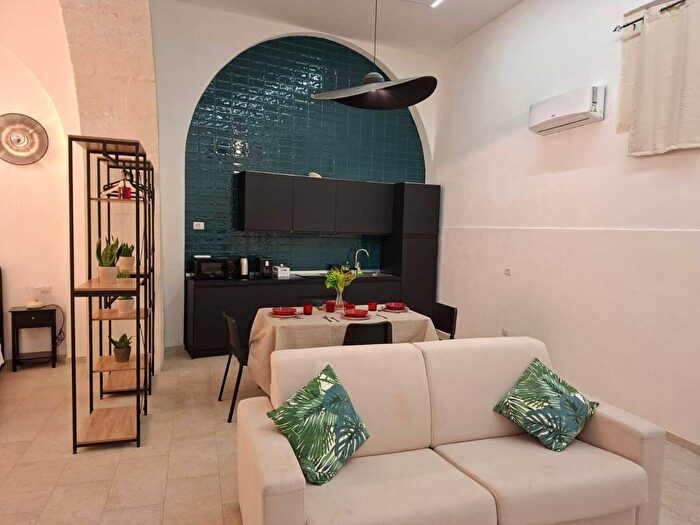 Appartamento bilocale in affitto in Via Vittotio Veneto, Ortigia, Siracusa