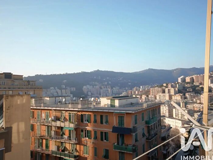 Appartamento con 5 locali in vendita in Via Giacomo Biga, Genova