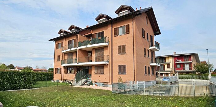 Appartamento quadrilocale in vendita in Via Montegrappa, Chivasso