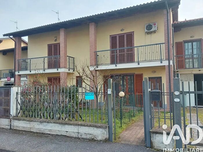 Casa quadrilocale in vendita in Via della Resistenza, Linarolo