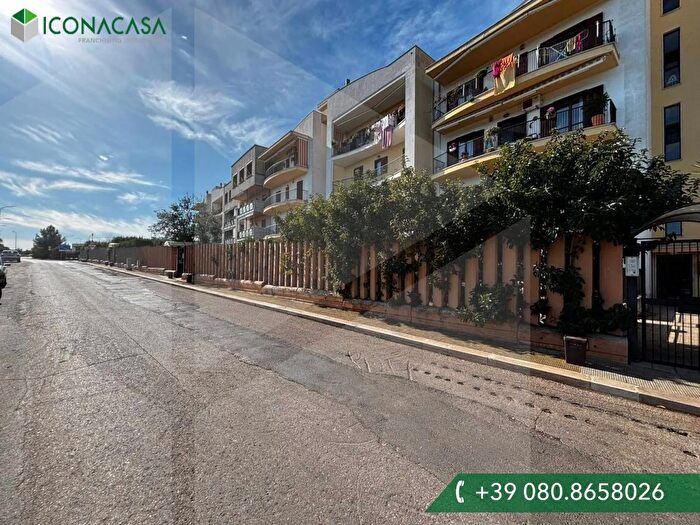 Appartamento quadrilocale in vendita in Via Ss Medici SNC, Grumo Appula