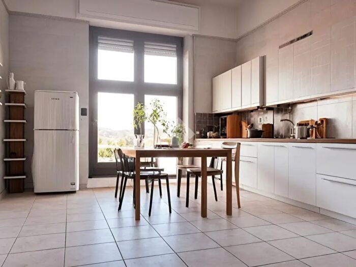 Appartamento quadrilocale in vendita in Via Via Gramsci, Quartu SantElena