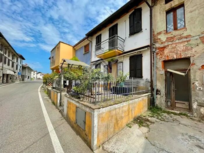 Casa bilocale in vendita in Via Roma, Bosnasco